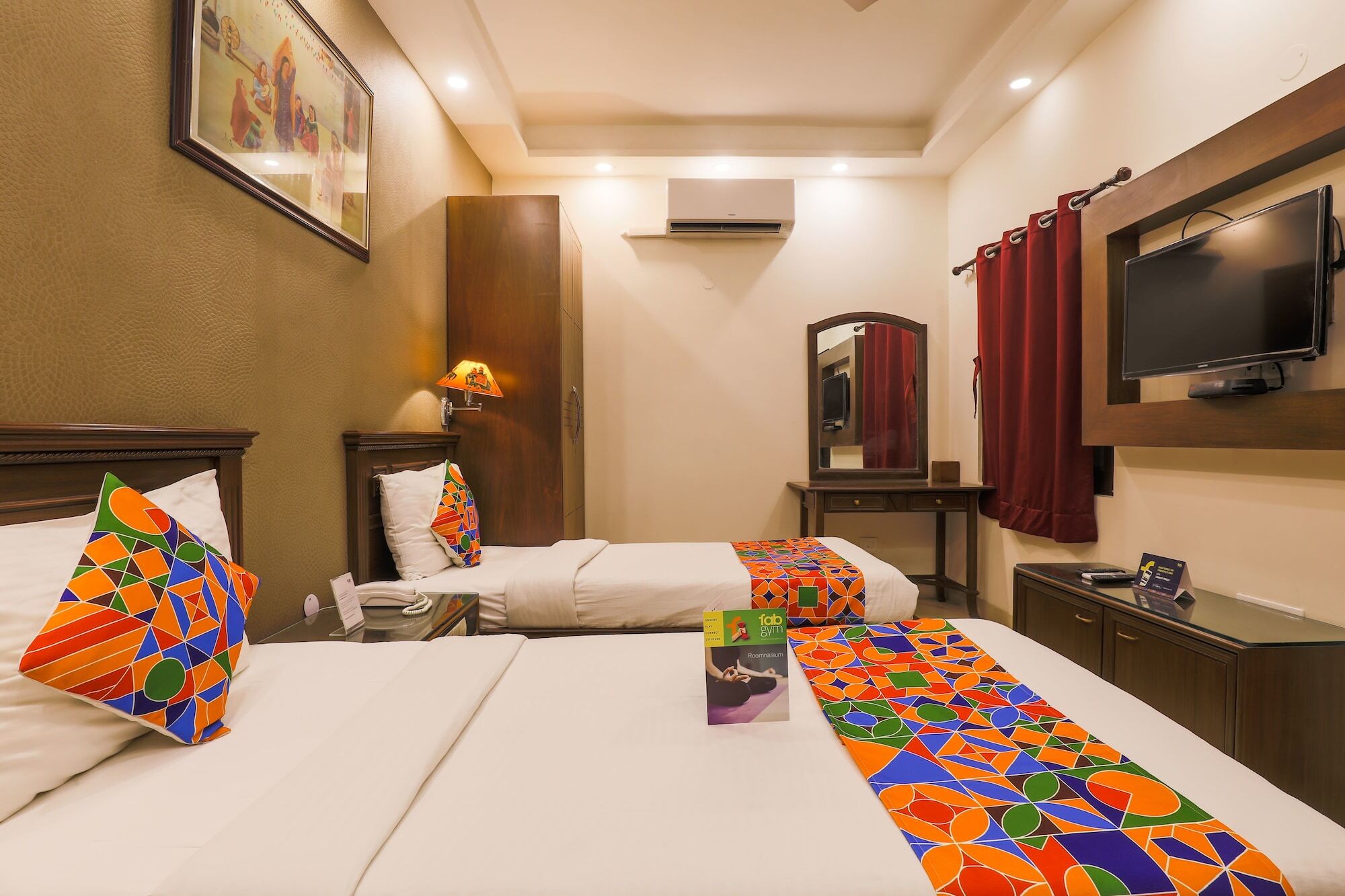 Itsy Hotels Hamlets Stay Noida Exterior photo